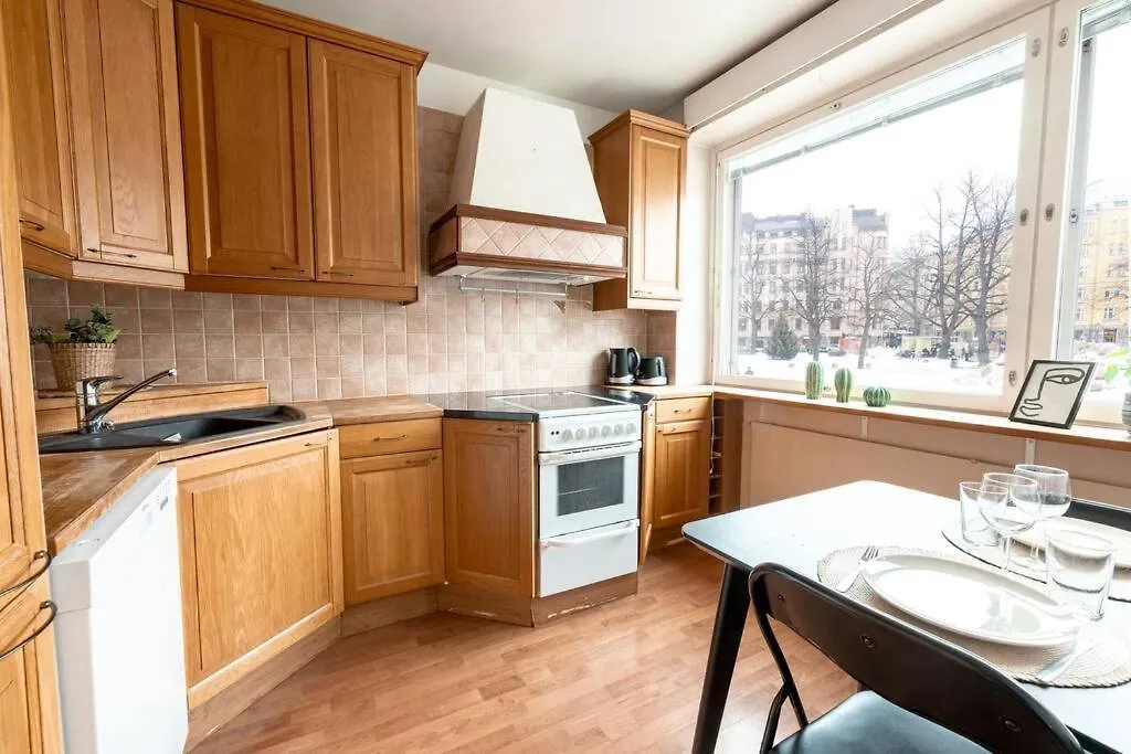 2Ndhomes Cozy 1Br Apartment W/ Balcony Next To Tram Stop Helsinki